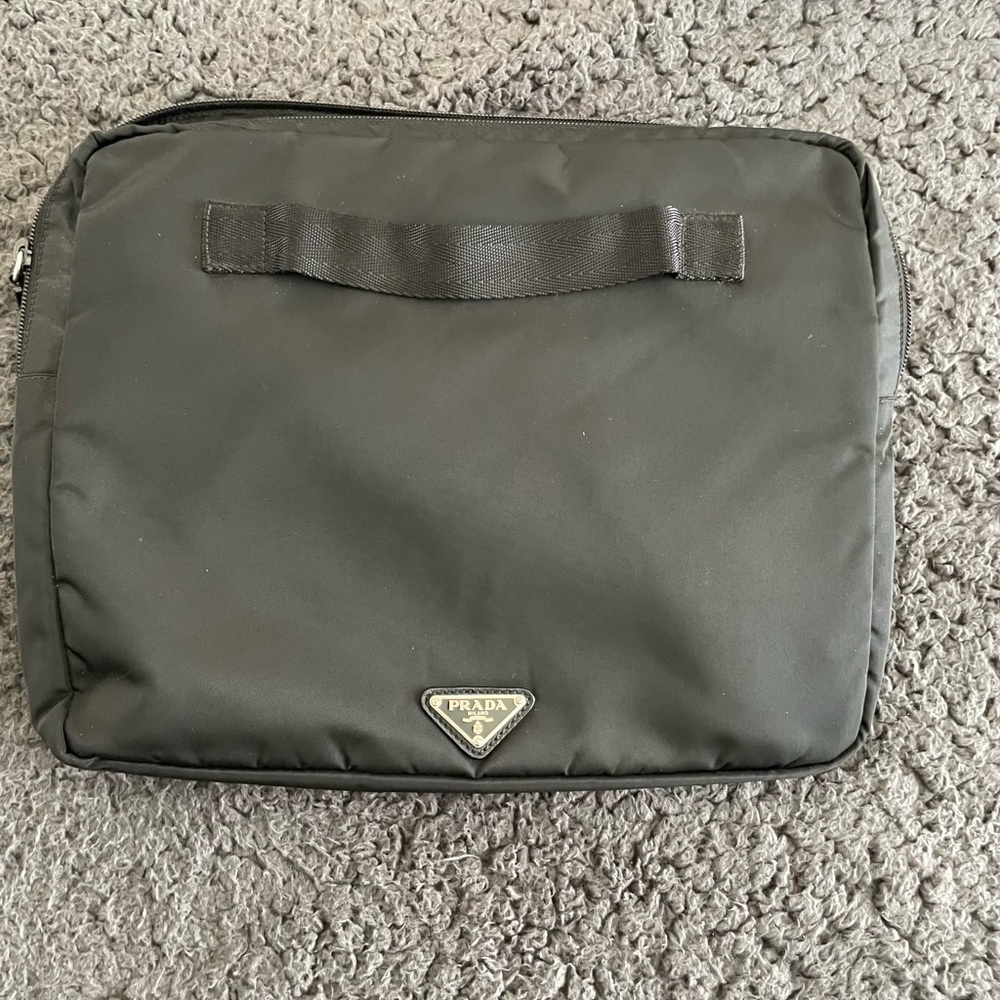 Gorgeous PRADA CLUTCH/COMPUTER SLEEVE